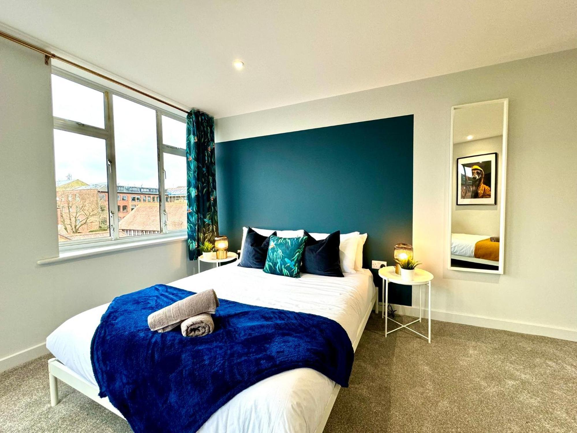 Amazing Large 3 Bedroom Apartment - Sleeps 8! Bournemouth Exterior foto
